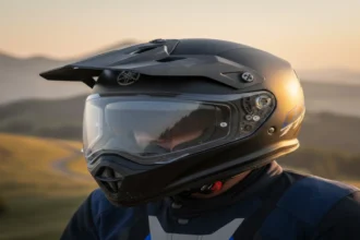 Comment (bien) choisir son casque moto trail adventure ?